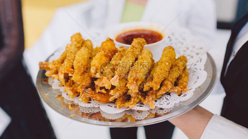 办公室充饥小饼干定制礼盒：健康零食的个性化选择